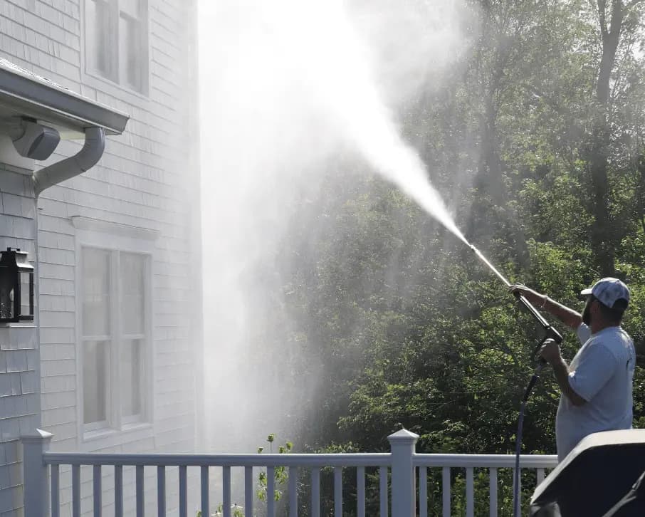 House Washing service in North Royalton, OH